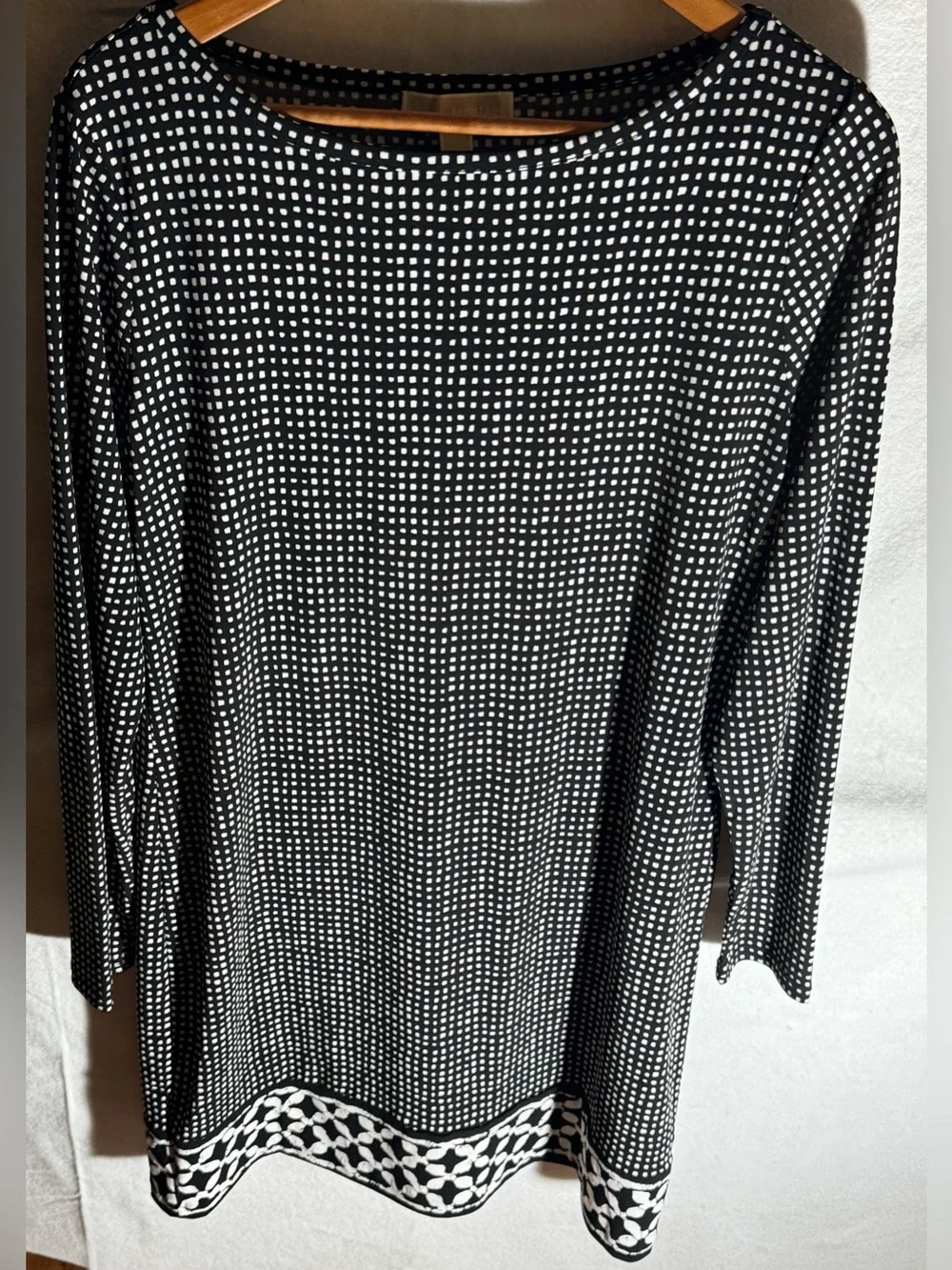 MICHAEL Michael Kors Black and White Long-Sleeve Knit Sheath Dress